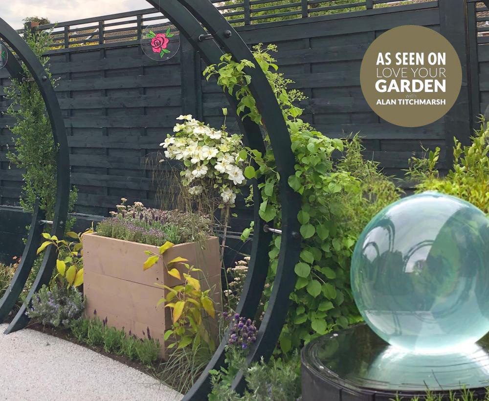 Love Your Garden's not only catered to Isla's love for water but also added a touch of sophistication