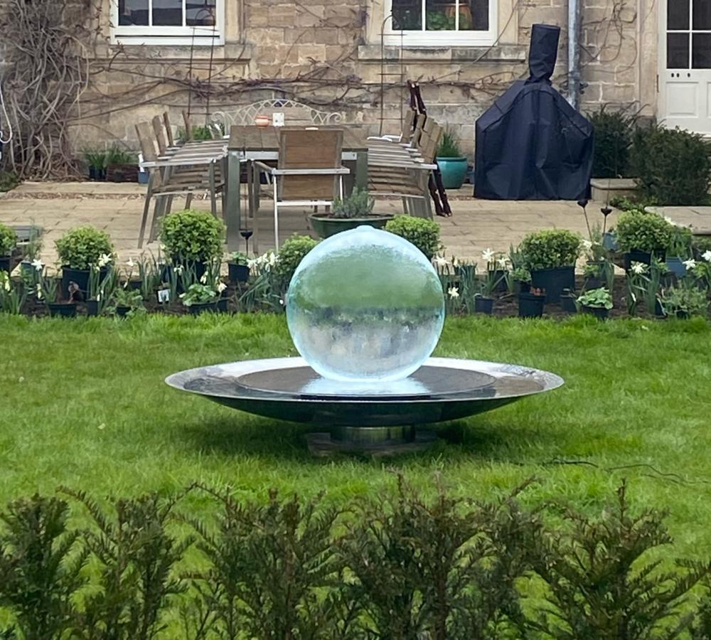 Aquaglobe Premium | Garden Water Features | Acrylic Water Features Aquaglobe Premium | Garden Water Features | Acrylic Water Features