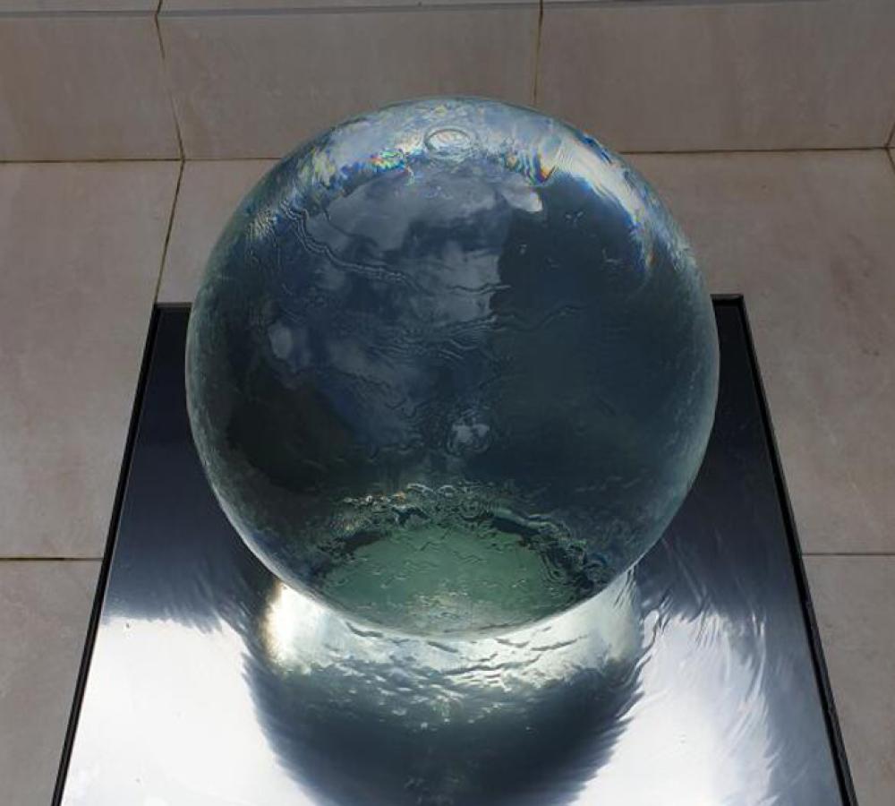 Aquaglobe Elegance | Garden Water Features | Acrylic Water Features Aquaglobe Elegance | Garden Water Features | Acrylic Water Features
