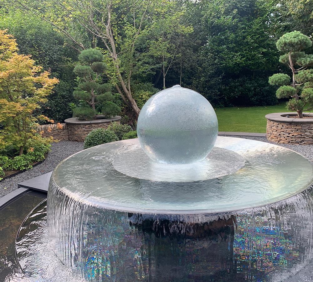 Aqua Bespoke | Garden Water Features | Acrylic Water Features