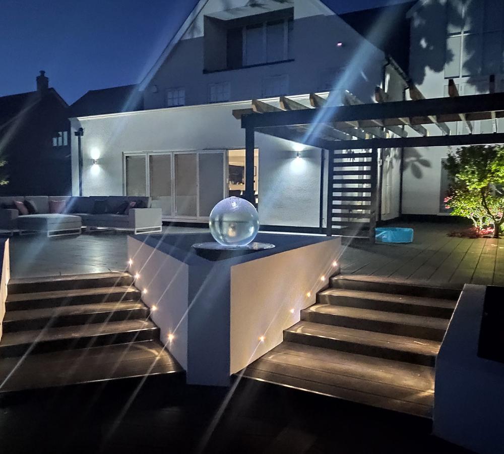 Aquaglobe Original | Ball Fountain | Ball Water Features Aquaglobe Original | Ball Fountain | Ball Water Features