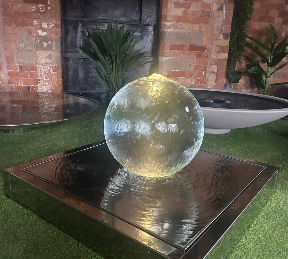 Aquaglobe Urban (The Portable Option) | Garden Water Features | Acrylic Water Features Aquaglobe Urban (The Portable Option) | Garden Water Features | Acrylic Water Features