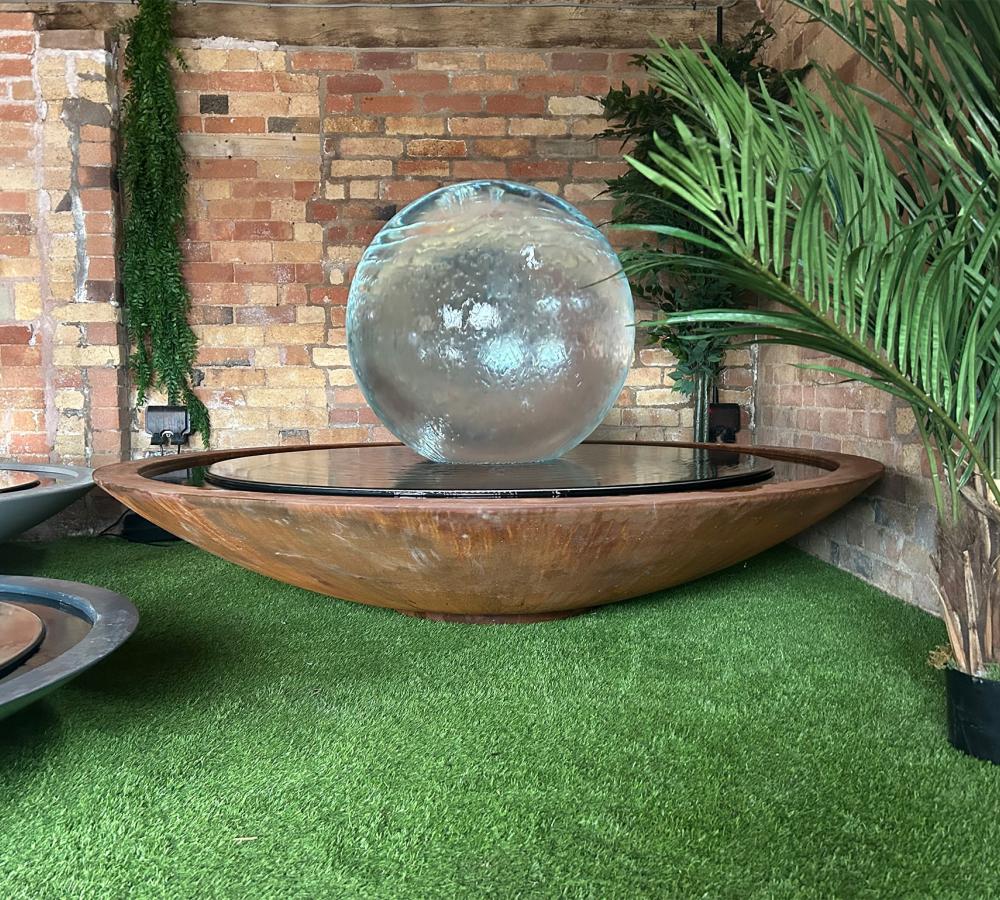 Aquaglobe Style | Garden Water Features | Acrylic Water Features Aquaglobe Style | Garden Water Features | Acrylic Water Features