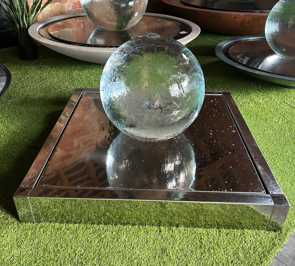 Aquaglobe Urban (The Portable Option) | Garden Water Features | Acrylic Water Features Aquaglobe Urban (The Portable Option) | Garden Water Features | Acrylic Water Features