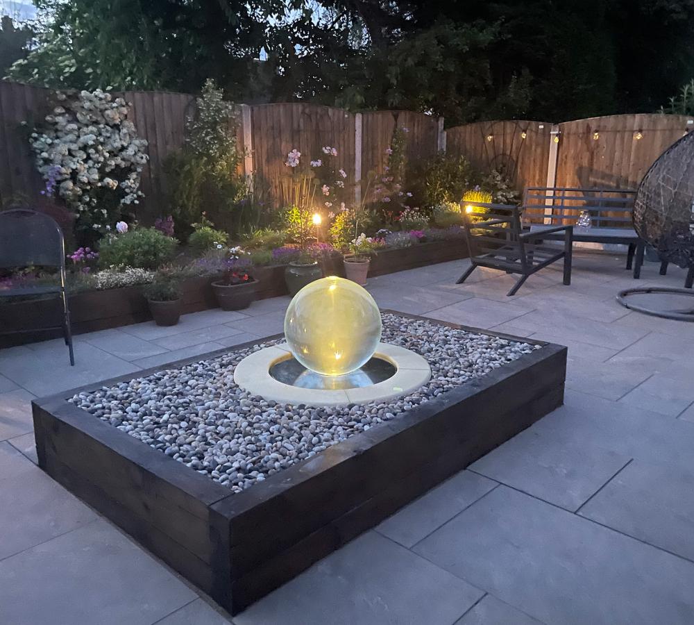 Aquaglobe Original Plus | Acrylic Water Features | Ball Fountain Aquaglobe Original Plus | Acrylic Water Features | Ball Fountain
