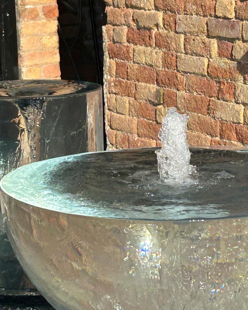 Aquabowl | Garden Water Features | Acrylic Water Features